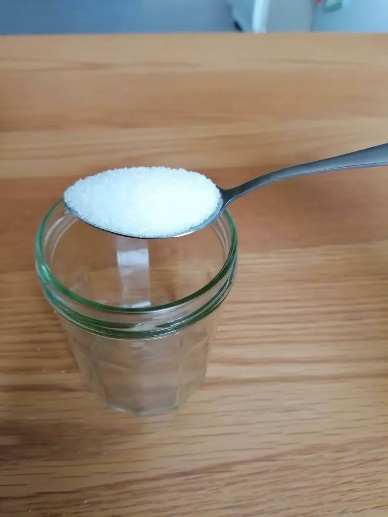 sugar and water mix